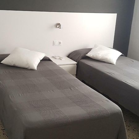 Hostal Can Joanet Cambrils Zewnętrze zdjęcie