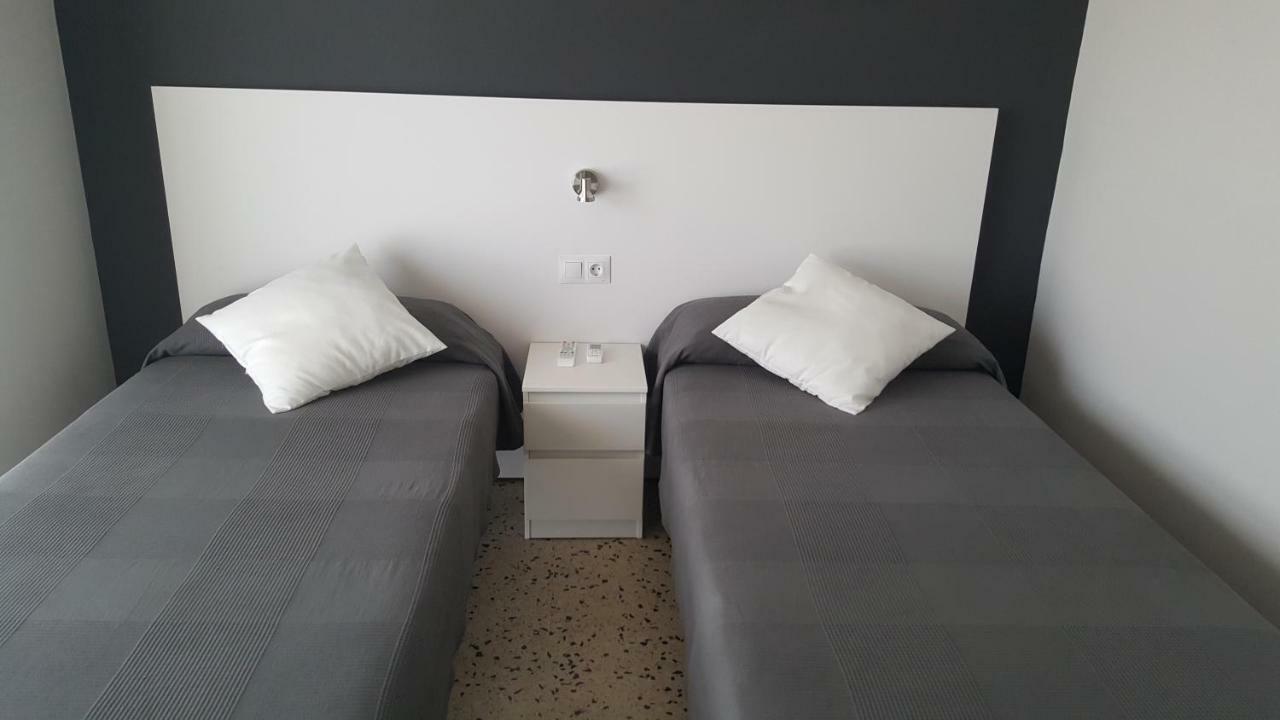 Hostal Can Joanet Cambrils Zewnętrze zdjęcie