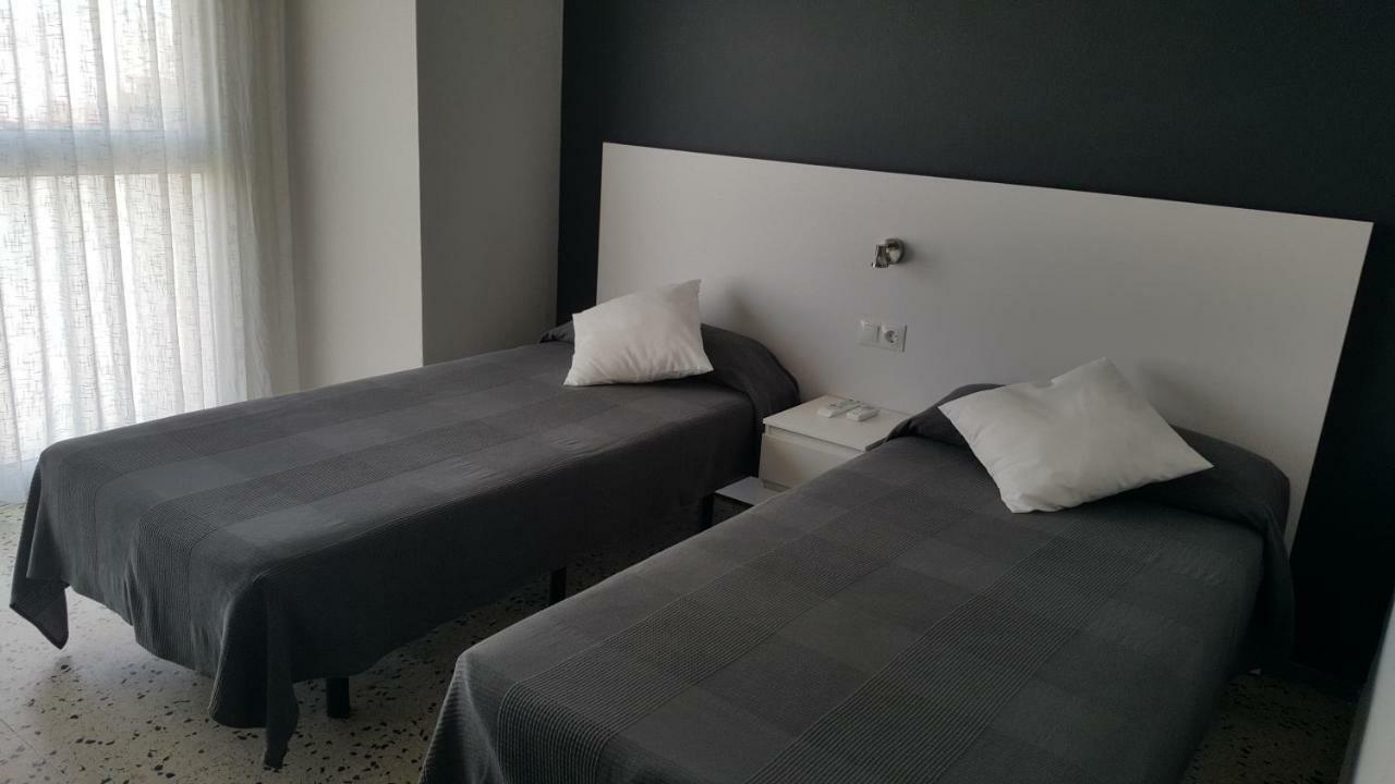 Hostal Can Joanet Cambrils Zewnętrze zdjęcie