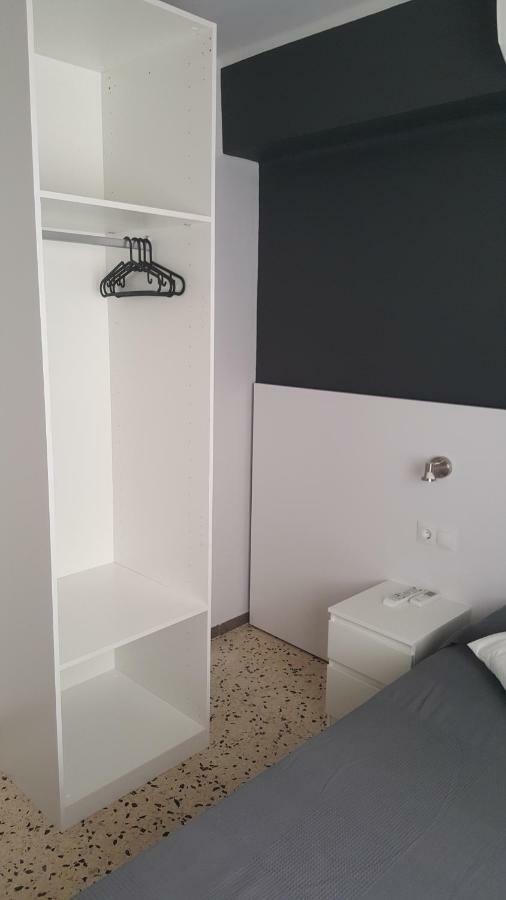 Hostal Can Joanet Cambrils Zewnętrze zdjęcie