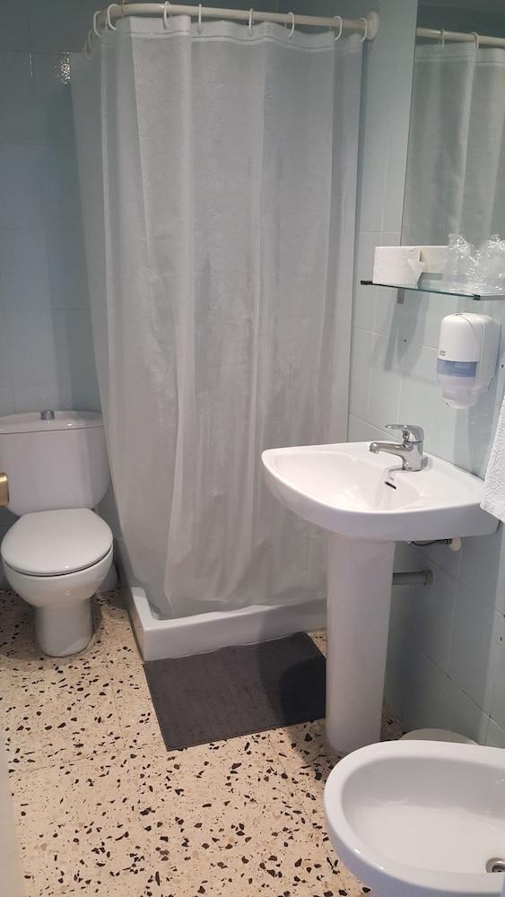 Hostal Can Joanet Cambrils Zewnętrze zdjęcie